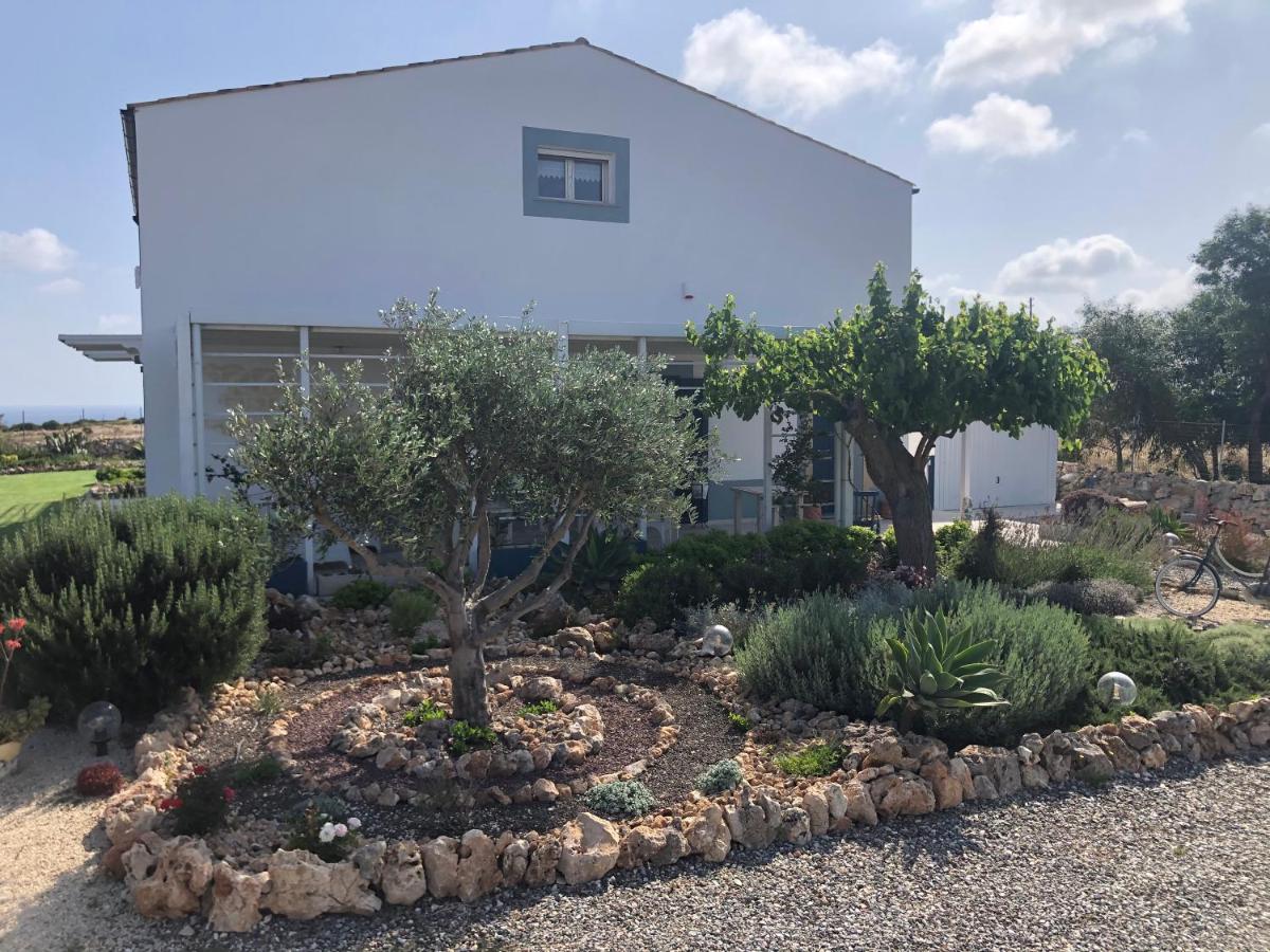 B&B Casa Del Faro Sanvallero Adults Only Portopalo Di Capo Passero Eksteriør billede