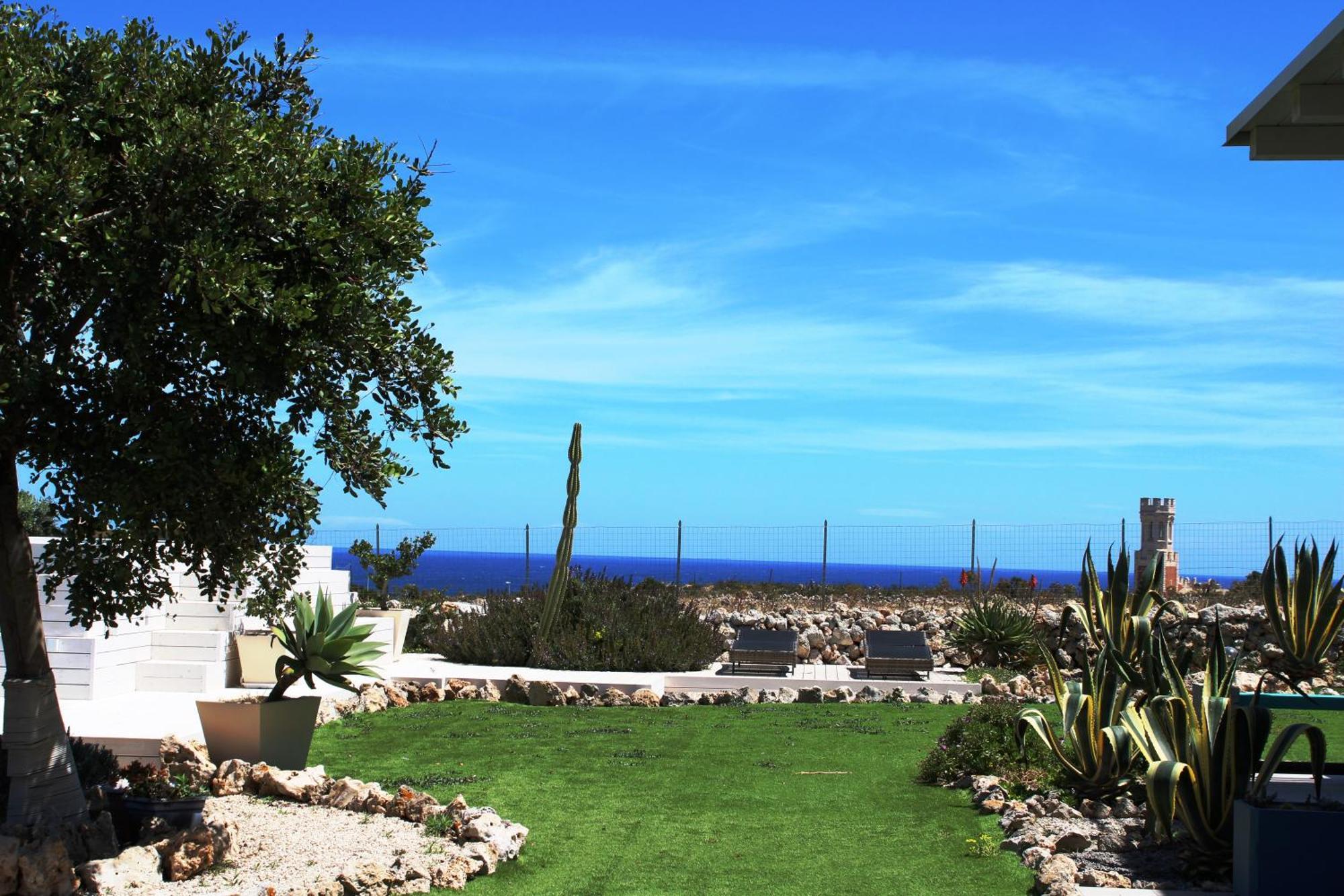 B&B Casa Del Faro Sanvallero Adults Only Portopalo Di Capo Passero Eksteriør billede