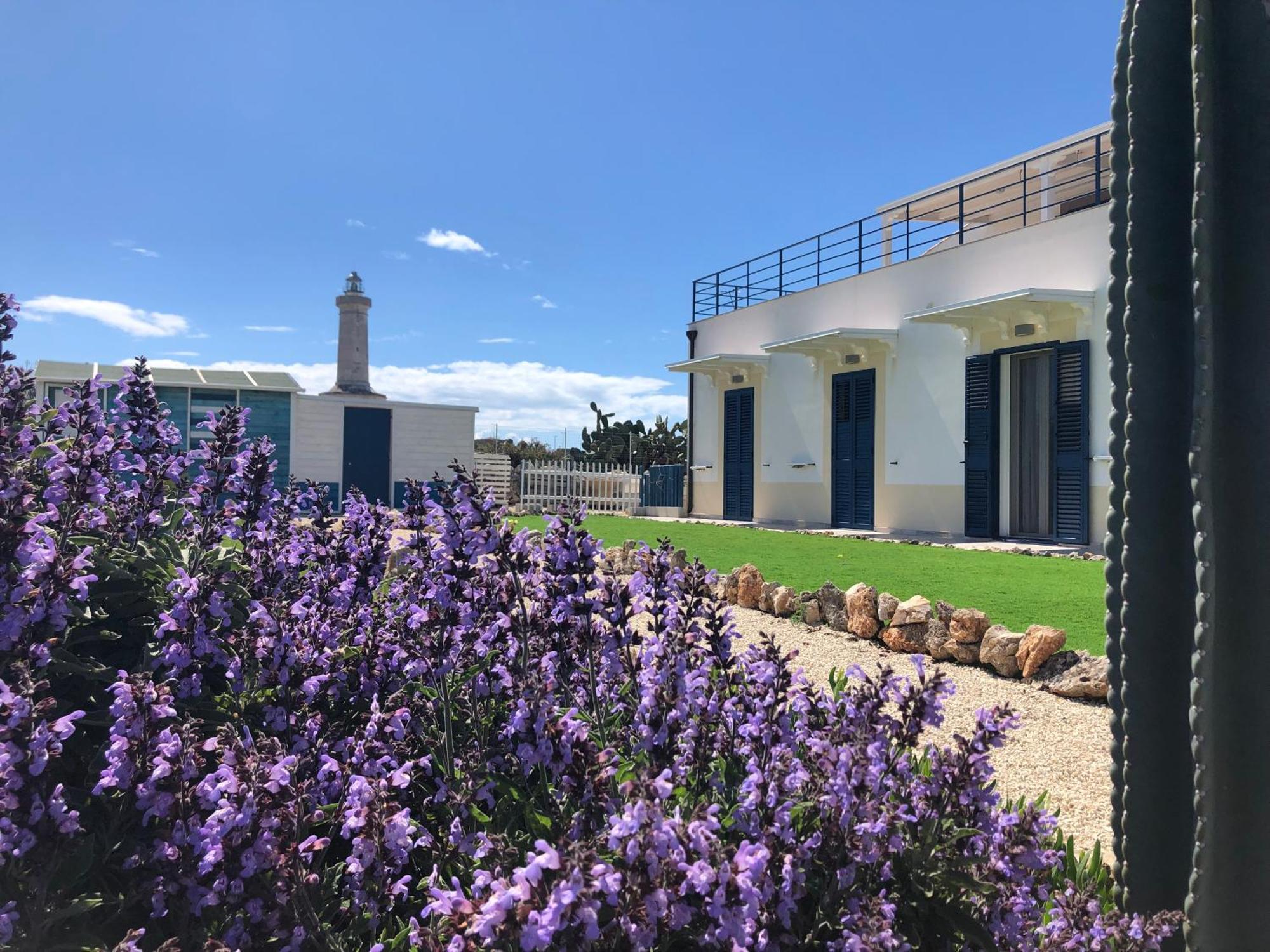 B&B Casa Del Faro Sanvallero Adults Only Portopalo Di Capo Passero Eksteriør billede